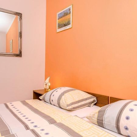 Apartments And Room Take It Easy Tribunj  Ngoại thất bức ảnh