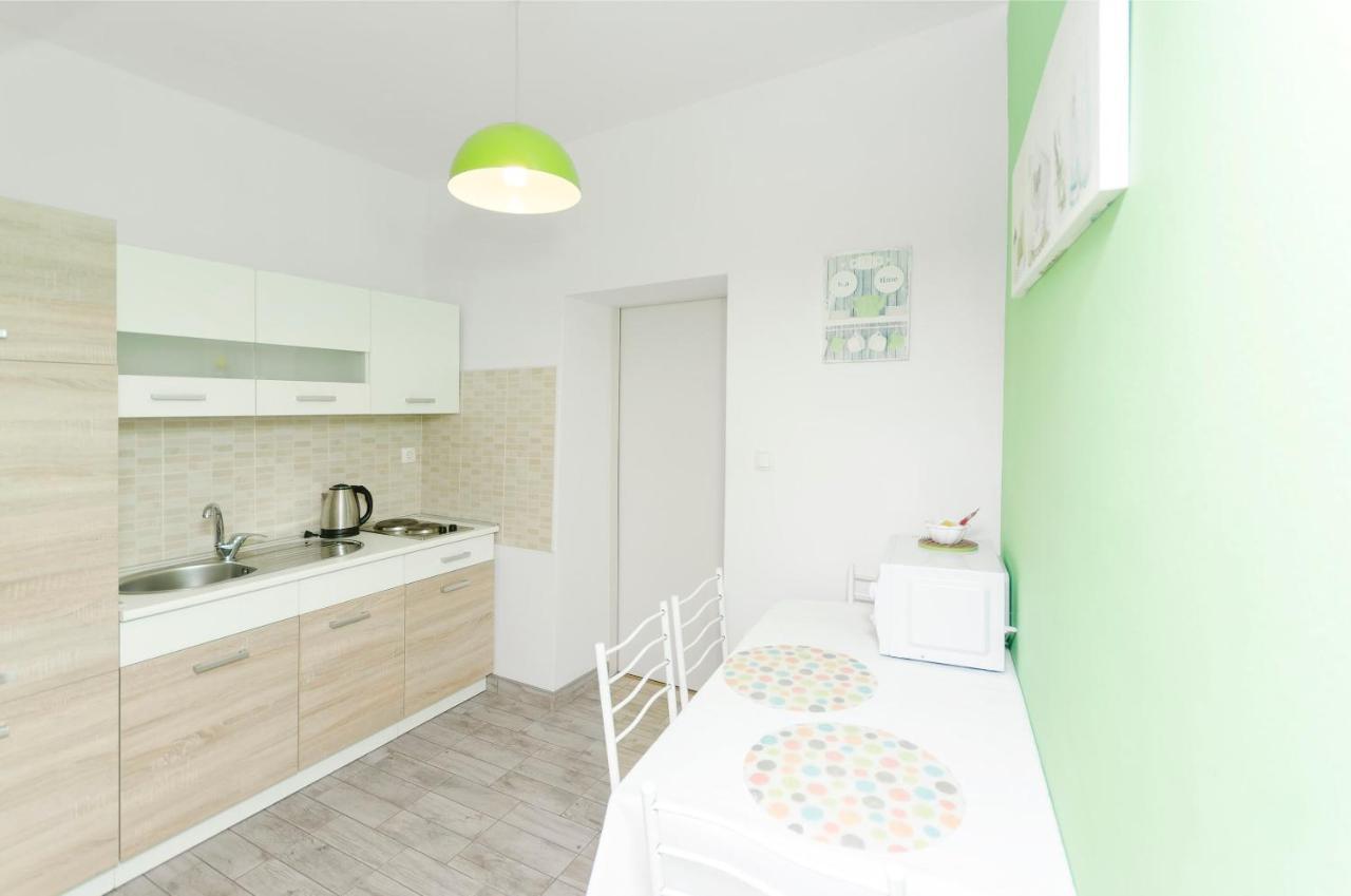 Apartments And Room Take It Easy Tribunj  Ngoại thất bức ảnh