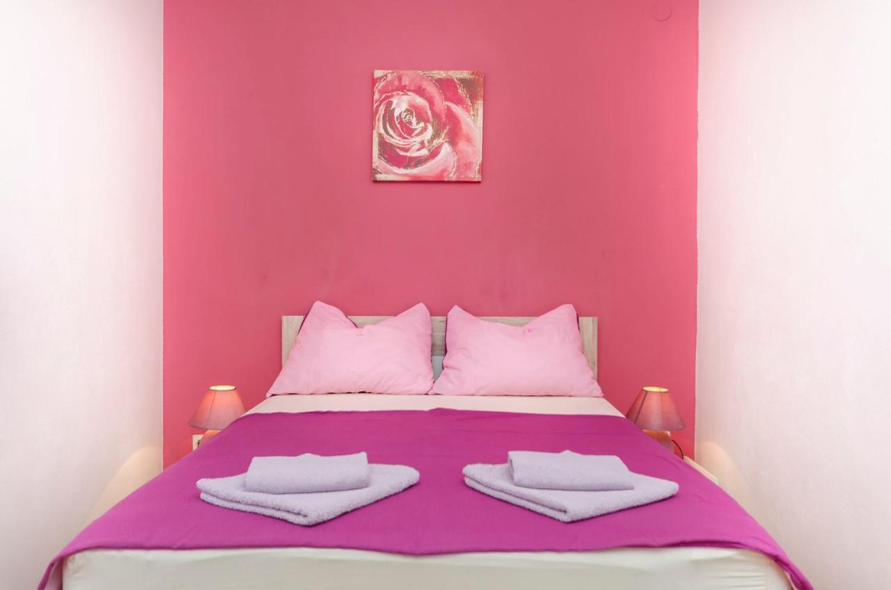 Apartments And Room Take It Easy Tribunj  Ngoại thất bức ảnh