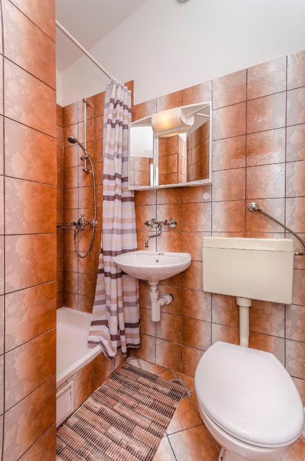 Apartments And Room Take It Easy Tribunj  Ngoại thất bức ảnh
